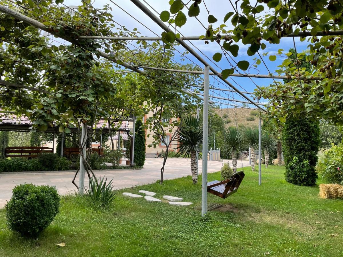 Kamar Hotel Ijevan Dış mekan fotoğraf