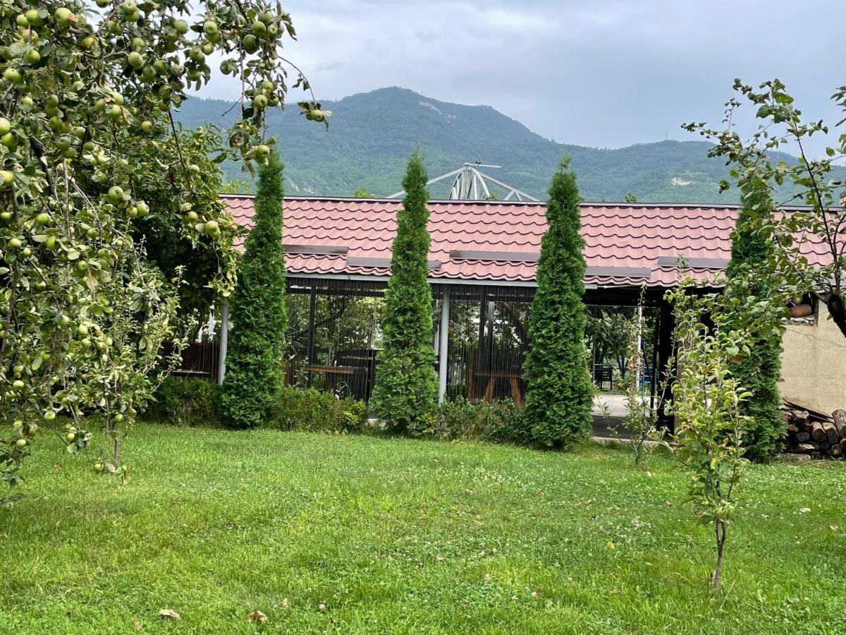 Kamar Hotel Ijevan Dış mekan fotoğraf