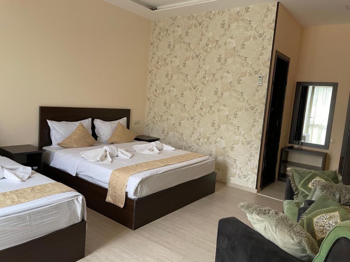 Kamar Hotel Ijevan Dış mekan fotoğraf
