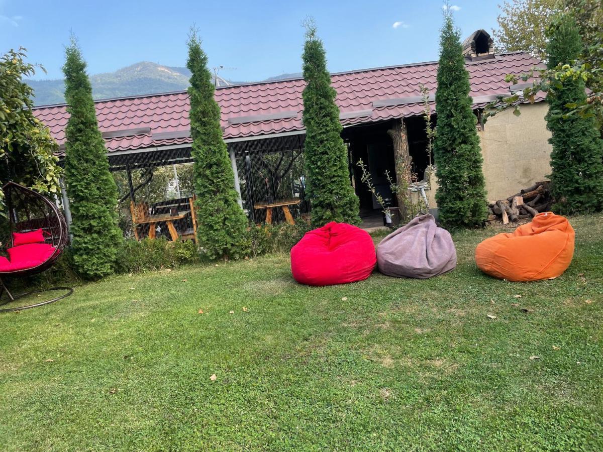 Kamar Hotel Ijevan Dış mekan fotoğraf